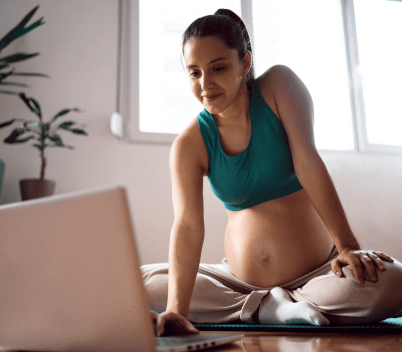 beneficios del yoga prenatal online